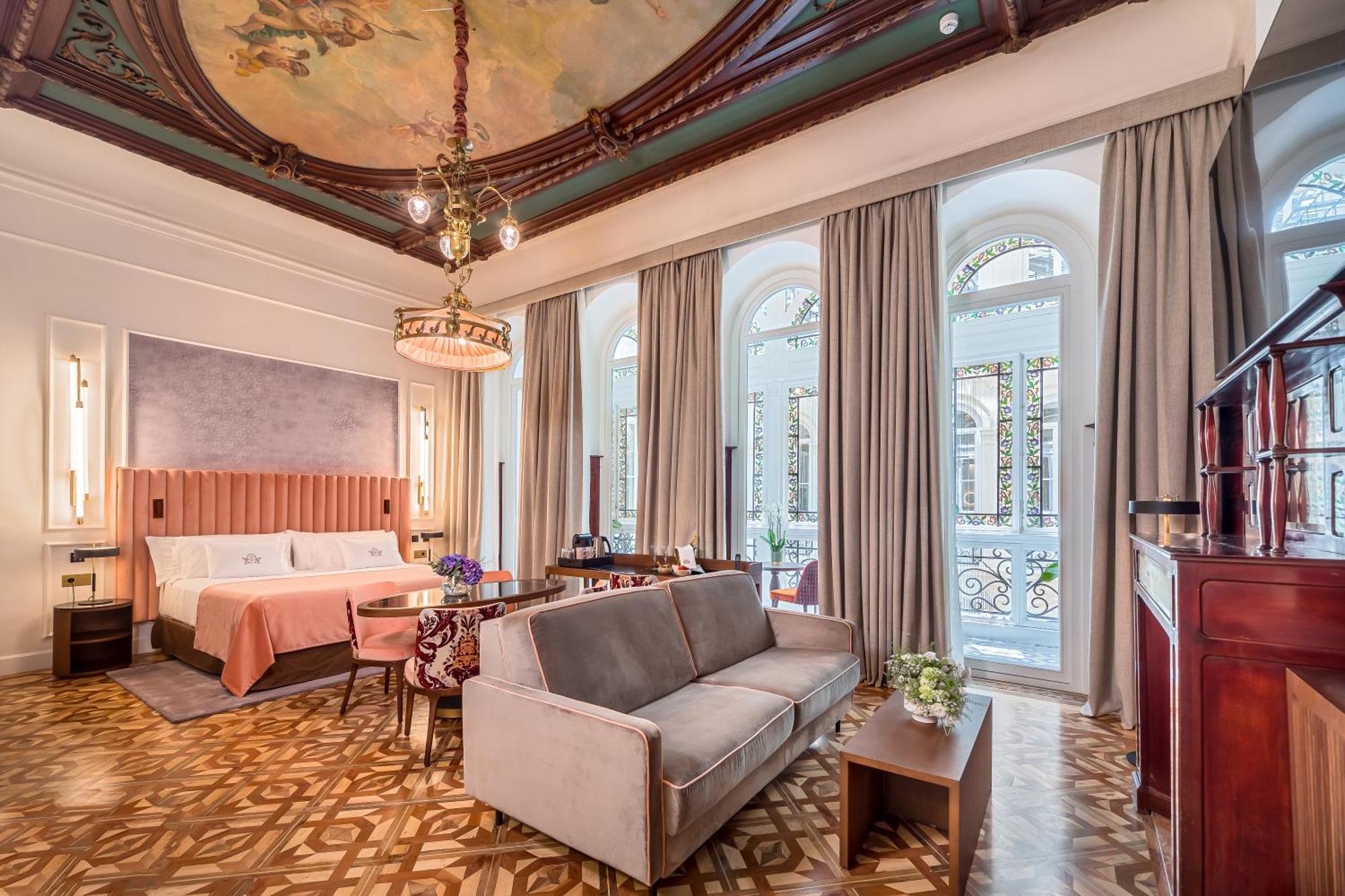 Hotel Palacio Gran Via, A Royal Hideaway 5*